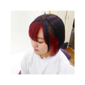 顔周りインナーカラーショートボブ