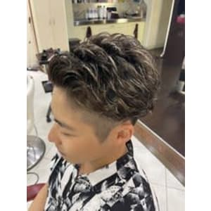 メンズハイライトかカラー