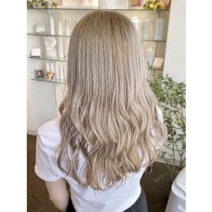 【W_SALON 河原町】ホワイトベージュ/フルブリーチ