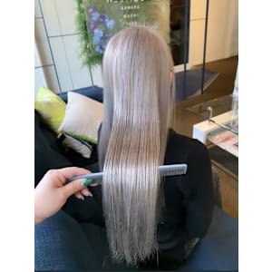 【W_SALON 河原町】ホワイトシルバー/大人綺麗/髪質改