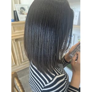 ミディアム／ダークトーン