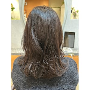 くびれレイヤースタイル