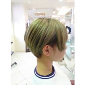 ツーブロックハンサムショート