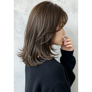 30代40代50代コテ巻きワンカールで仕上げる大人レイヤー