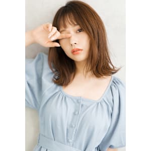 【S.BROOM】ラフミディー外ハネスタイル