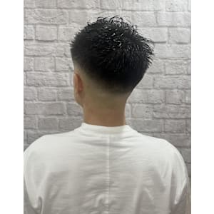 メンズ／スキンフェード／ベリーショート／アップバング