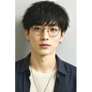 ブルーブラック 韓国センターパート ニュアンスパーマ　ST