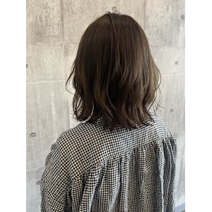 アッシュベージュ«ARCH Sayaka»