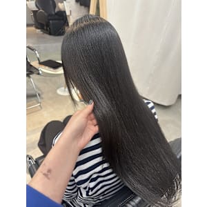 【能田　花音】ダントツきれい髪質改善縮毛矯正