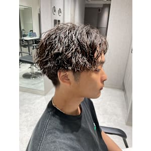 メンズサロン Rolka 池袋店×スタイル