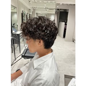 メンズサロン Rolka 池袋店×スタイル