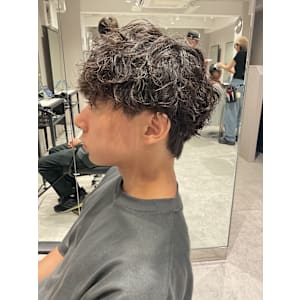 メンズサロン Rolka 池袋店×スタイル