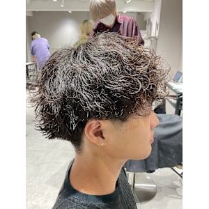 メンズサロン Rolka 池袋店×スタイル