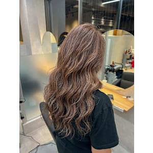 脱白髪染め・コントラストハイライト・ベージュ