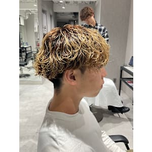 メンズサロン Rolka 池袋店×スタイル