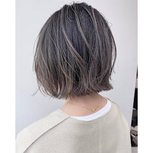 バレイヤージュ×グレージュカラー