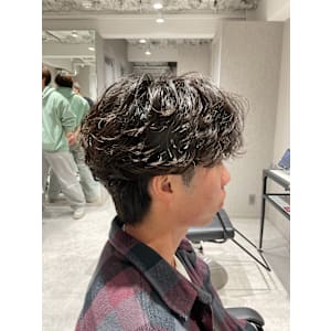 メンズサロン Rolka 池袋店×スタイル