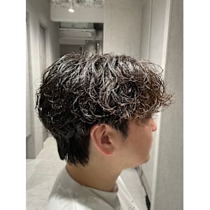 メンズサロン Rolka 池袋店×スタイル