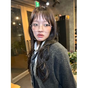 レイヤーカット　デザインカラー　ハイトーン　原宿/表参道