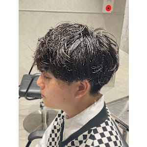 メンズサロン Rolka 池袋店×スタイル