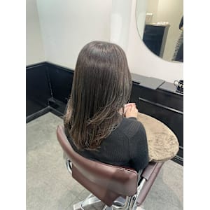 ハッシュカット/レイヤーカット/ミディアムレイヤー