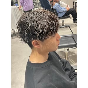 メンズサロン Rolka 池袋店×スタイル