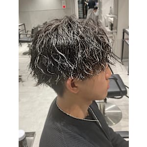 メンズサロン Rolka 池袋店×スタイル