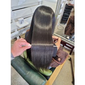 髪質改善トリートメント×縮毛矯正 Wealth×スタイル