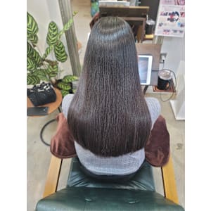 髪質改善トリートメント×縮毛矯正 Wealth×スタイル