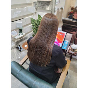 髪質改善トリートメント×縮毛矯正 Wealth×スタイル