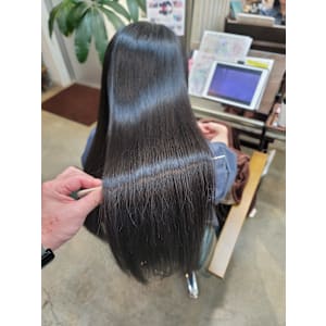 髪質改善トリートメント×縮毛矯正 Wealth×スタイル