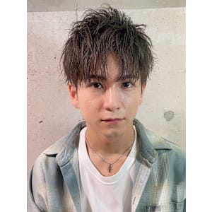 人気のバランスのツイストショート