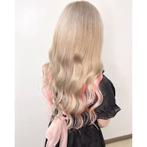 差し色ピンクインナー