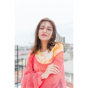 ヌーディーベージュ