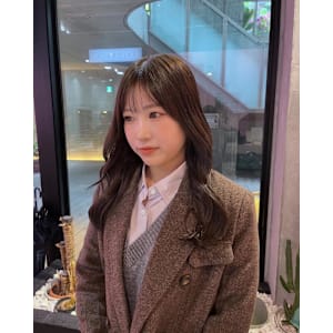 人気のオリーブカラー