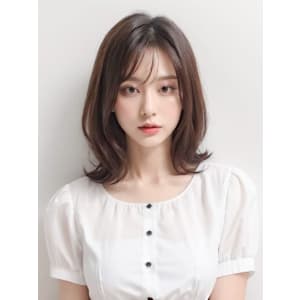外ハネミディアムボブ