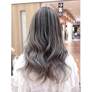 《バレイヤージュ》繊細な立体感が美しい高見えカラー - 美容室KISEI イオン仙台中山店【ビヨウシツキセイ イオンセンダイナカヤマテン】掲載中
