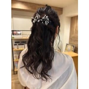 【Terrace】ハーフアップアレンジ