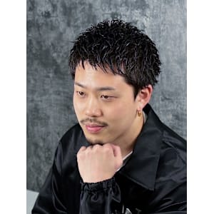 スパイキーショート　理容室　