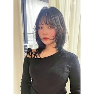 顔まわりレイヤー/暗髪/黒髪