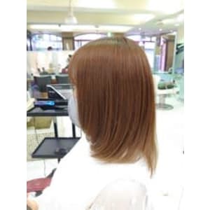 ブラウンベージュ顔周りレイヤー - HAIR & MAKE EARTH 高田馬場店【ヘアメイクアース タカダノババテン】掲載中