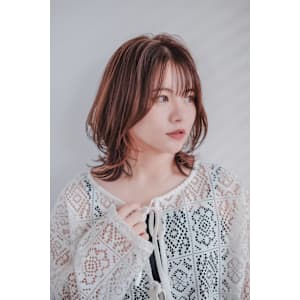 ナチュラルベージュ×ウルフレイヤー