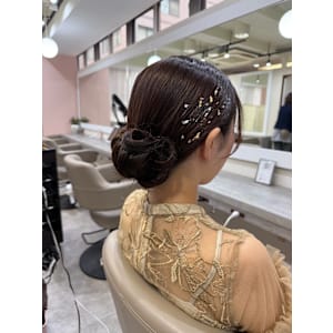 【お呼ばれヘア】特別な日の特別ヘア