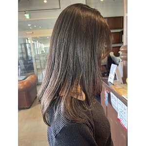 ロング/顔周りレイヤー/オリーブグレージュ