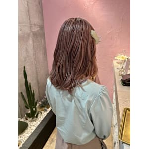 ピンクラテカラー