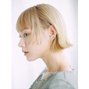 《カーキベージュ×ミニボブ》Ash武蔵小杉