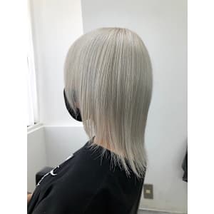 ジェンダーレスウルフホワイト