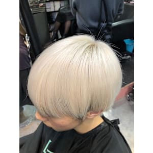 ショート×ホワイト