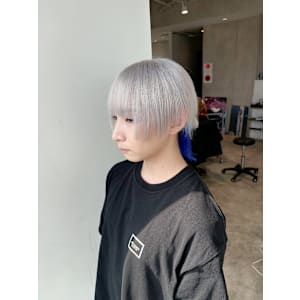 メンズカットハイトーンカラーホワイトアッシュウルフカット