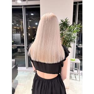 ブロンドミルクティーアッシュホワイト韓国ヘアハイトーンカラー